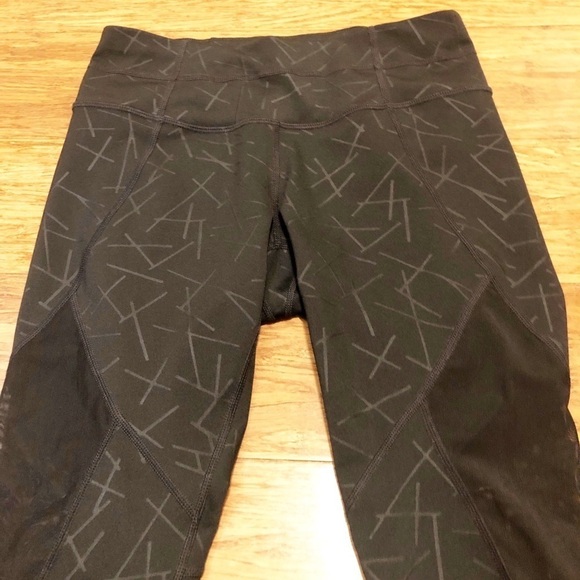 Like New! Athleta black gray crop tights mesh. XS - Picture 9 of 13